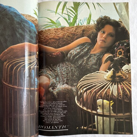 BRITISH VOGUE - JUNE 1974 - Picture 8 of 15